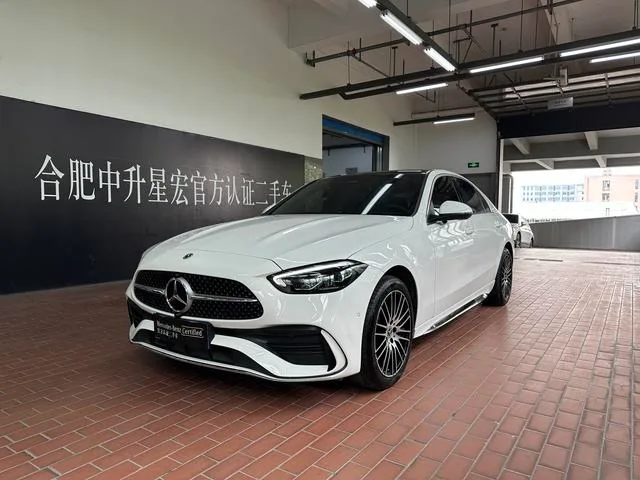 Mercedes-Benz C-Class 2024 Reforma C 260 L Versión deportiva exterior foto 1 Mercedes-Benz C-Class 2024 Reforma C 260 L Versión deportiva exterior foto 1