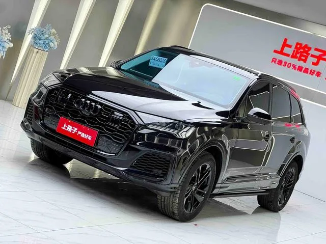 Audi Q7 2023 45 TFSI quattro S line Sporty exterior photo 1 Audi Q7 2023 45 TFSI quattro S line Sporty exterior photo 1