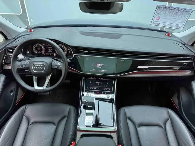 Audi Q7 2023 45 TFSI quattro S line Sporty exterior photo 7 Audi Q7 2023 45 TFSI quattro S line Sporty exterior photo 7