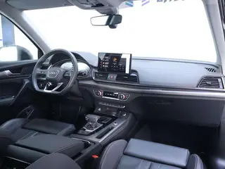 Audi Q5L 2022 40T Deluxe Dynamic interior photo 20 Audi Q5L 2022 40T Deluxe Dynamic interior photo 20