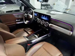 Mercedes-Benz GLB 2024 GLB 200 Dynamic interior photo 13 Mercedes-Benz GLB 2024 GLB 200 Dynamic interior photo 13