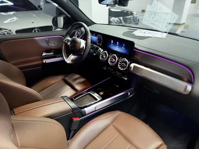 Mercedes-Benz GLB 2024 GLB 200 Dynamic interior photo 13 Mercedes-Benz GLB 2024 GLB 200 Dynamic interior photo 13