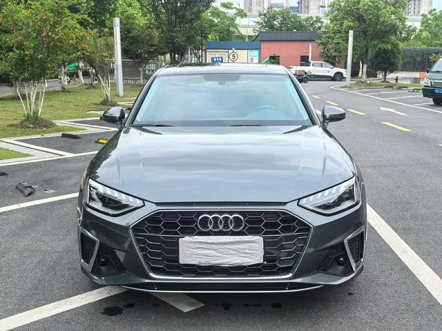 Audi A4L 2021 40TFSI Enjoying Life Edition exterior photo 2 Audi A4L 2021 40TFSI Enjoying Life Edition exterior photo 2