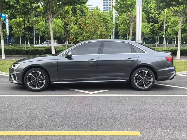 Audi A4L 2021 40TFSI Enjoying Life Edition exterior photo 3 Audi A4L 2021 40TFSI Enjoying Life Edition exterior photo 3