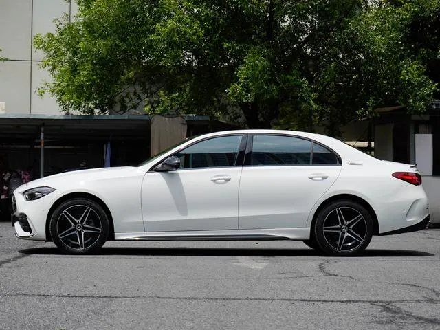 Mercedes-Benz C-Class 2025 C 260 L Hao Night Sports Edition exterior photo 3 Mercedes-Benz C-Class 2025 C 260 L Hao Night Sports Edition exterior photo 3