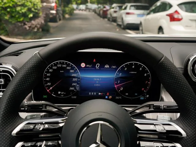 Mercedes-Benz C-Class 2025 C 260 L Hao Night Sports Edition exterior photo 9 Mercedes-Benz C-Class 2025 C 260 L Hao Night Sports Edition exterior photo 9