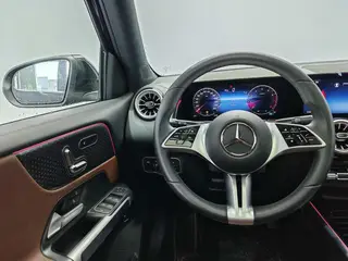 Mercedes-Benz GLB 2024 Restyling GLB 220 Fashionable exterior photo 7 Mercedes-Benz GLB 2024 Restyling GLB 220 Fashionable exterior photo 7