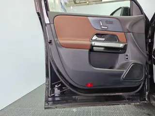 Mercedes-Benz GLB 2024 Restyling GLB 220 Fashionable interior photo 11 Mercedes-Benz GLB 2024 Restyling GLB 220 Fashionable interior photo 11
