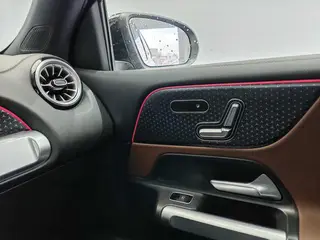 Mercedes-Benz GLB 2024 Restyling GLB 220 Fashionable interior photo 15 Mercedes-Benz GLB 2024 Restyling GLB 220 Fashionable interior photo 15