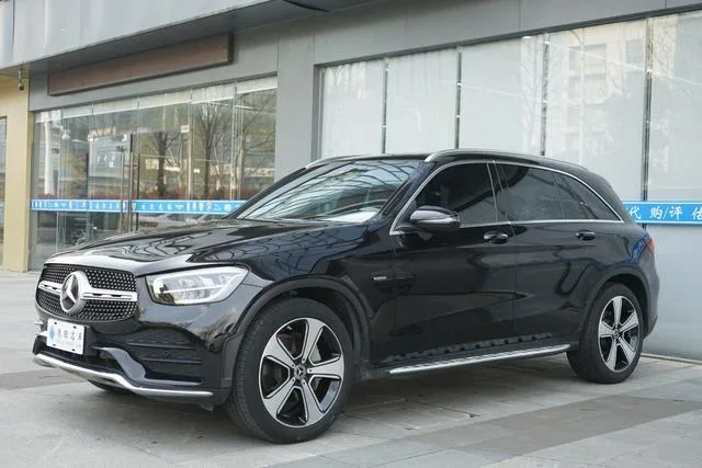 Mercedes-Benz GLC 2022 GLC 300 L 4MATIC Edición tibetana dinámica exterior foto 2 Mercedes-Benz GLC 2022 GLC 300 L 4MATIC Edición tibetana dinámica exterior foto 2