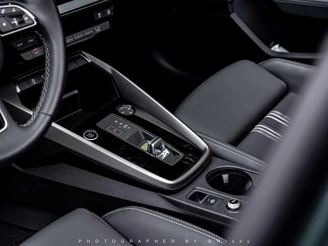 Audi A3 2024 Sportback 35 TFSI Estilo deportivo de moda interior foto 7 Audi A3 2024 Sportback 35 TFSI Estilo deportivo de moda interior foto 7