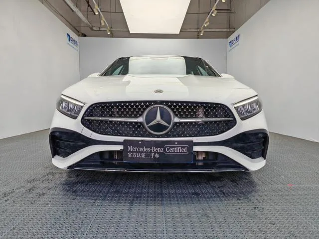 Mercedes-Benz A-Class 2023 A 200 L Sport Sedan Fashion Edition exterior photo 2 Mercedes-Benz A-Class 2023 A 200 L Sport Sedan Fashion Edition exterior photo 2