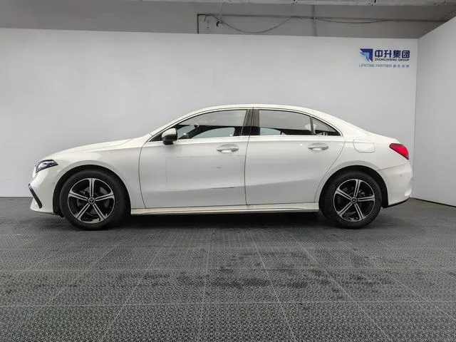 Mercedes-Benz A-Class 2023 A 200 L Sport Sedan Fashion Edition exterior photo 7 Mercedes-Benz A-Class 2023 A 200 L Sport Sedan Fashion Edition exterior photo 7