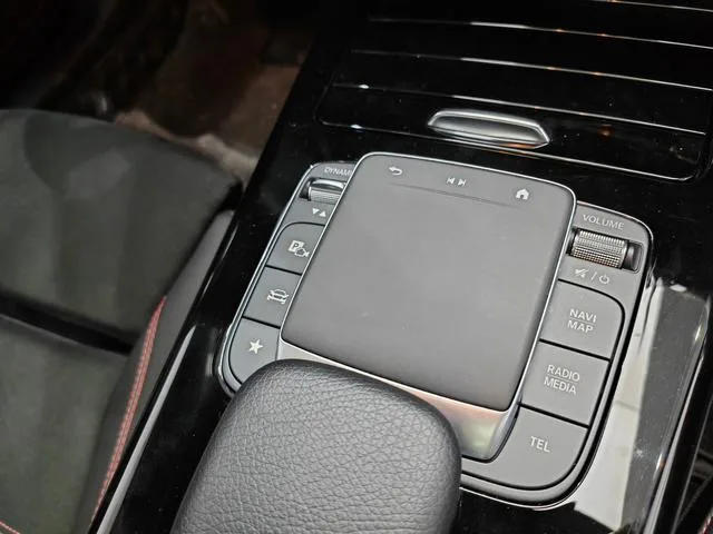 Mercedes-Benz A-Class 2023 A 200 L Sport Sedan Fashion Edition interior photo 16 Mercedes-Benz A-Class 2023 A 200 L Sport Sedan Fashion Edition interior photo 16