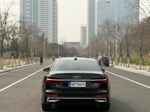 Audi A6L 2021 45 TFSI quattro Choose dynamic type interior photo 13 Audi A6L 2021 45 TFSI quattro Choose dynamic type interior photo 13
