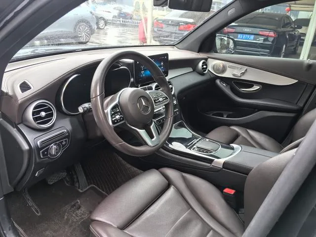 Mercedes-Benz GLC 2022 Reforma GLC 260 L 4MATIC Dinámico exterior foto 4 Mercedes-Benz GLC 2022 Reforma GLC 260 L 4MATIC Dinámico exterior foto 4