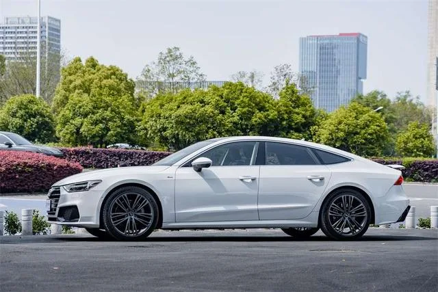 Audi A7 2023 45 TFSI Type de sélection extérieur photo 5