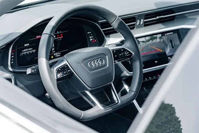Audi A7 2023 45 TFSI Type de sélection extérieur photo 9