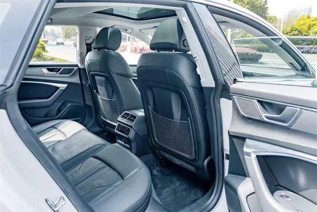 Audi A7 2023 45 TFSI Type de sélection intérieur photo 20