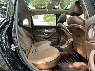 Mercedes-Benz E-Class 2023 E 300 L Luxury type Passenger car interior photo 12