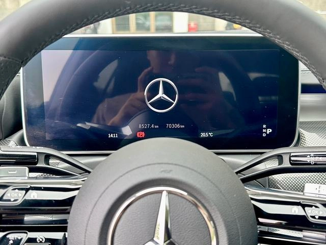 Mercedes-Benz C-Class 2022 C 260 L Sports version interior photo 11 Mercedes-Benz C-Class 2022 C 260 L Sports version interior photo 11