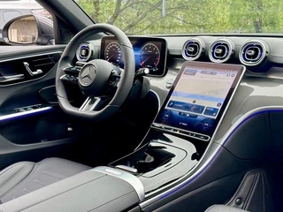 Mercedes-Benz C-Class 2022 C 260 L Sports version interior photo 17 Mercedes-Benz C-Class 2022 C 260 L Sports version interior photo 17