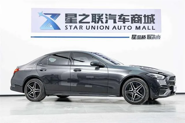 Mercedes-Benz C-Class 2023 Second change C 260 L Hao Night Sports Edition exterior photo 5 Mercedes-Benz C-Class 2023 Second change C 260 L Hao Night Sports Edition exterior photo 5