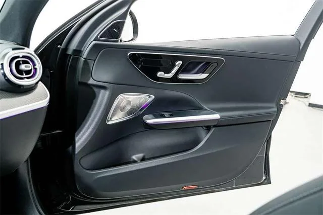 Mercedes-Benz C-Class 2023 Second change C 260 L Hao Night Sports Edition interior photo 15 Mercedes-Benz C-Class 2023 Second change C 260 L Hao Night Sports Edition interior photo 15