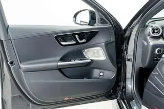 Mercedes-Benz C-Class 2023 Second change C 260 L Hao Night Sports Edition interior photo 16 Mercedes-Benz C-Class 2023 Second change C 260 L Hao Night Sports Edition interior photo 16