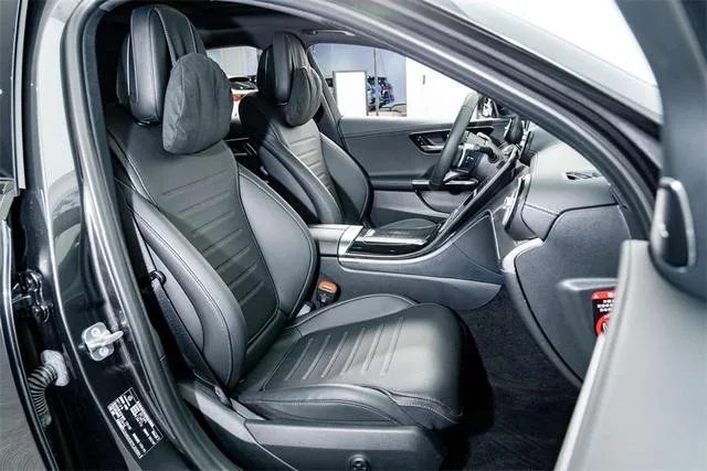 Mercedes-Benz C-Class 2023 Second change C 260 L Hao Night Sports Edition interior photo 18 Mercedes-Benz C-Class 2023 Second change C 260 L Hao Night Sports Edition interior photo 18