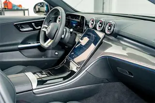 Mercedes-Benz C-Class 2024 Tres cambios C 260 L Versión deportiva interior foto 14 Mercedes-Benz C-Class 2024 Tres cambios C 260 L Versión deportiva interior foto 14