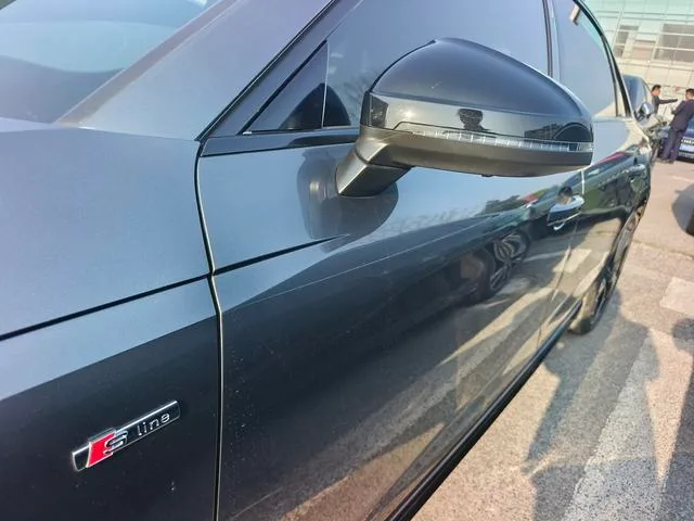 Audi A4L 2024 40 TFSI Роскошный динамичный тип Звездная ночь версия интерьер фото 12