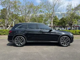 Mercedes-Benz GLC 2021 GLC 260 L 4MATIC Luxury type exterior photo 4 Mercedes-Benz GLC 2021 GLC 260 L 4MATIC Luxury type exterior photo 4