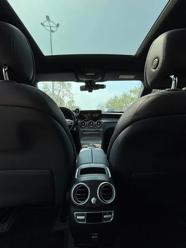 Mercedes-Benz GLC 2021 GLC 260 L 4MATIC Luxury type interior photo 12 Mercedes-Benz GLC 2021 GLC 260 L 4MATIC Luxury type interior photo 12