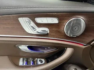 Mercedes-Benz E-Class 2023 Restyling E 300 L Luxury type Passenger car interior photo 16 Mercedes-Benz E-Class 2023 Restyling E 300 L Luxury type Passenger car interior photo 16