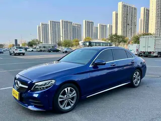 Mercedes-Benz C-Class 2020 C 200 L Mode version sport extérieur photo 1 Mercedes-Benz C-Class 2020 C 200 L Mode version sport extérieur photo 1