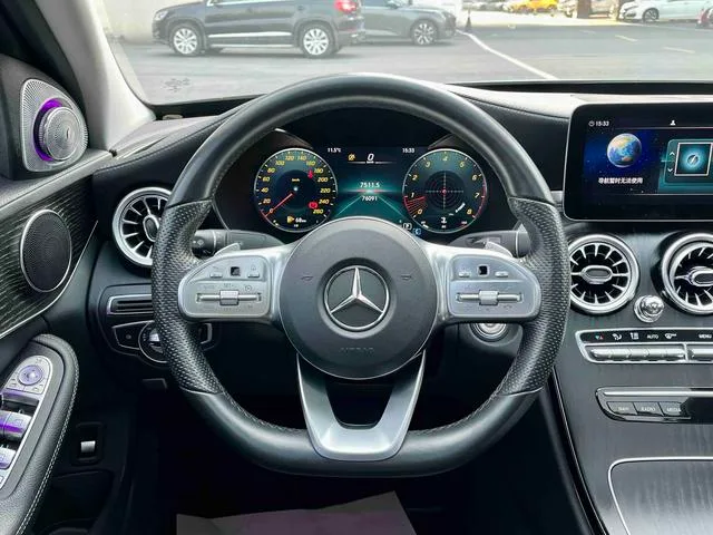 Mercedes-Benz C-Class 2020 C 200 L Mode version sport intérieur photo 18 Mercedes-Benz C-Class 2020 C 200 L Mode version sport intérieur photo 18