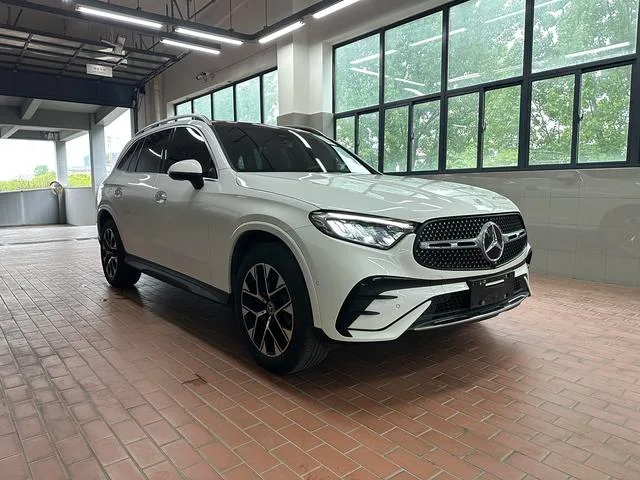 Mercedes-Benz GLC 2023 GLC 260 L 4MATIC De lujo 5 Asiento exterior foto 2 Mercedes-Benz GLC 2023 GLC 260 L 4MATIC De lujo 5 Asiento exterior foto 2