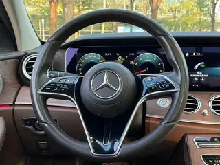 Mercedes-Benz E-Class 2021 Restyling E 300 L Luxury type Passenger car interior photo 15 Mercedes-Benz E-Class 2021 Restyling E 300 L Luxury type Passenger car interior photo 15