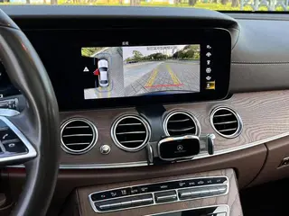 Mercedes-Benz E-Class 2021 Restyling E 300 L Luxury type Passenger car interior photo 20 Mercedes-Benz E-Class 2021 Restyling E 300 L Luxury type Passenger car interior photo 20