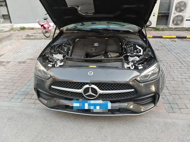 Mercedes-Benz C-Class 2024 C 260 L Sports version interior photo 9 Mercedes-Benz C-Class 2024 C 260 L Sports version interior photo 9