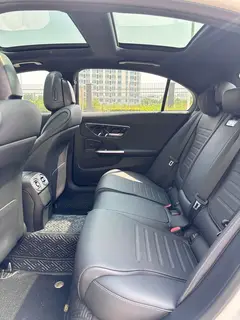 Mercedes-Benz C-Class 2023 Restyling C 260 L Sports version interior photo 6 Mercedes-Benz C-Class 2023 Restyling C 260 L Sports version interior photo 6