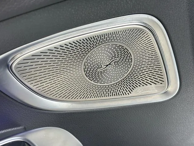 Mercedes-Benz C-Class 2024 C 260 L Edición deportiva Haoye interior foto 18 Mercedes-Benz C-Class 2024 C 260 L Edición deportiva Haoye interior foto 18
