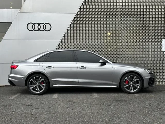 Audi A4L 2020 40 TFSI quattro Deluxe Dynamic exterior photo 3 Audi A4L 2020 40 TFSI quattro Deluxe Dynamic exterior photo 3