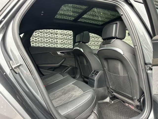 Audi A4L 2020 40 TFSI quattro Deluxe Dynamic interior photo 12 Audi A4L 2020 40 TFSI quattro Deluxe Dynamic interior photo 12