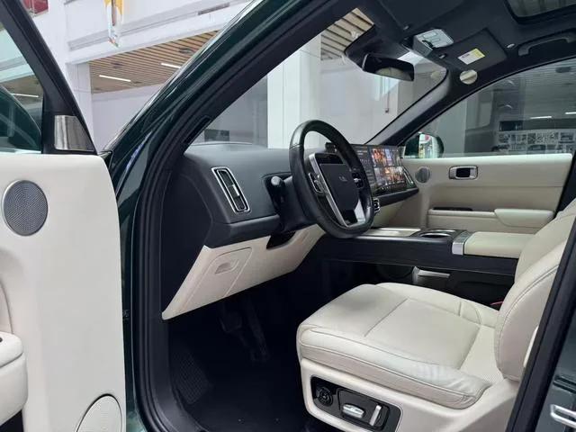 Li Auto L9 2022 Max Edición exterior foto 9