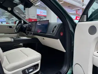 Li Auto L9 2022 Max Edición interior foto 18
