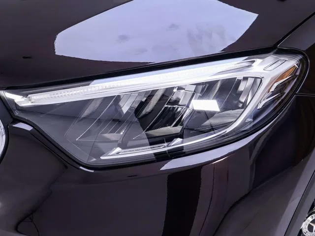 Mercedes-Benz GLC 2023 GLC 260 L 4MATIC Dynamic 5 seat exterior photo 5 Mercedes-Benz GLC 2023 GLC 260 L 4MATIC Dynamic 5 seat exterior photo 5