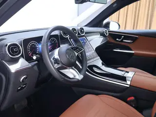 Mercedes-Benz GLC 2023 GLC 260 L 4MATIC Dynamic 5 seat interior photo 12 Mercedes-Benz GLC 2023 GLC 260 L 4MATIC Dynamic 5 seat interior photo 12