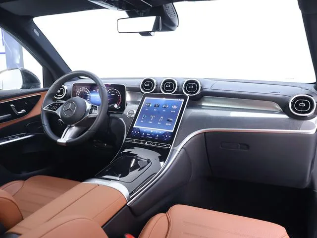 Mercedes-Benz GLC 2023 GLC 260 L 4MATIC Dynamic 5 seat interior photo 20 Mercedes-Benz GLC 2023 GLC 260 L 4MATIC Dynamic 5 seat interior photo 20